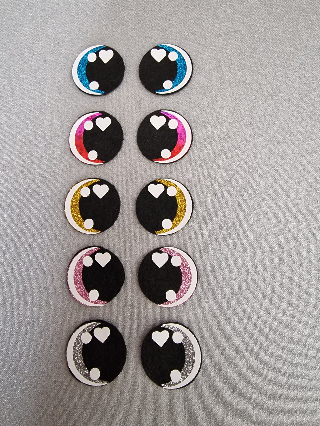 Glitter/Holo  Felt Amigurumi Eyes: 5 Sets Heart+2 Dots Sparkle Vinyl Eyes (15-40mm)