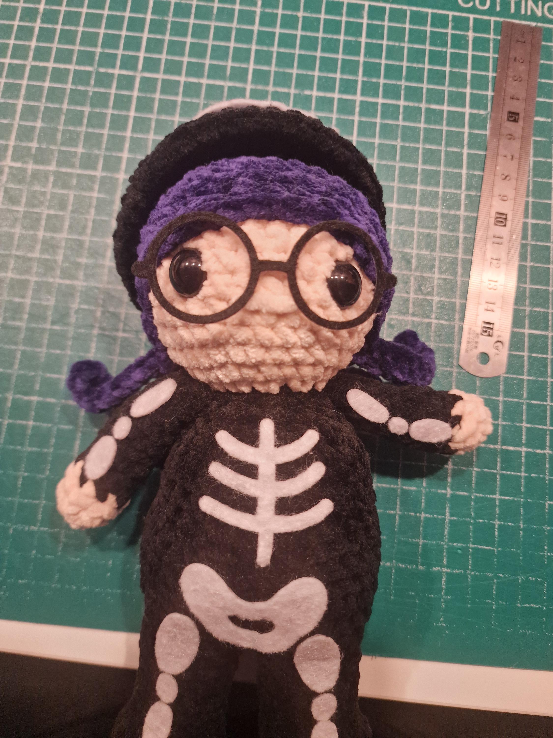 Felt Glasses and Ties. Different Colour Ties Available. Plushie. Amigurimi. Crafts