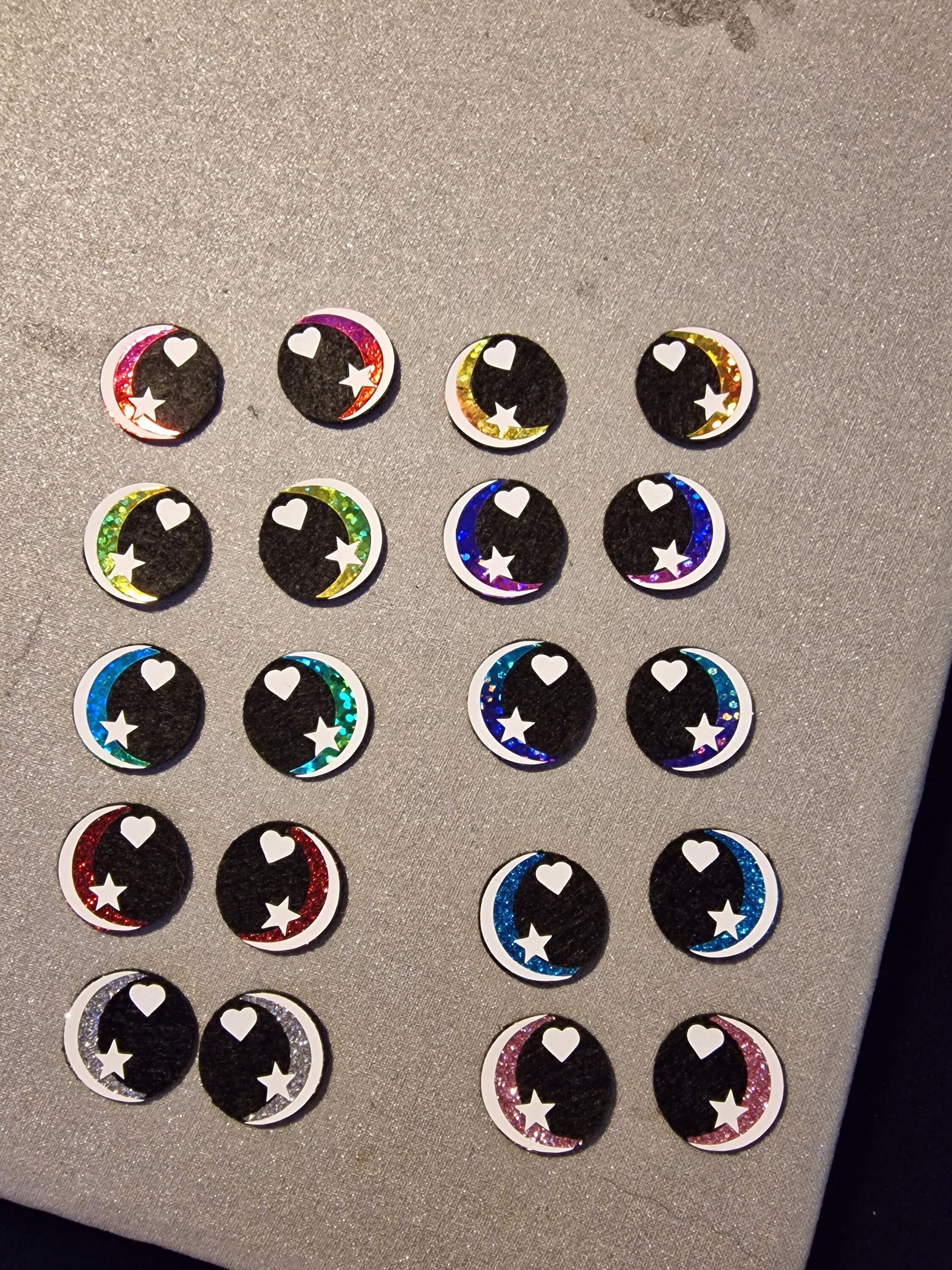 5 Sets Glitter/Holo Felt Amigurumi Eyes: Heart & Star, Craft Eyes  (50-70mm)